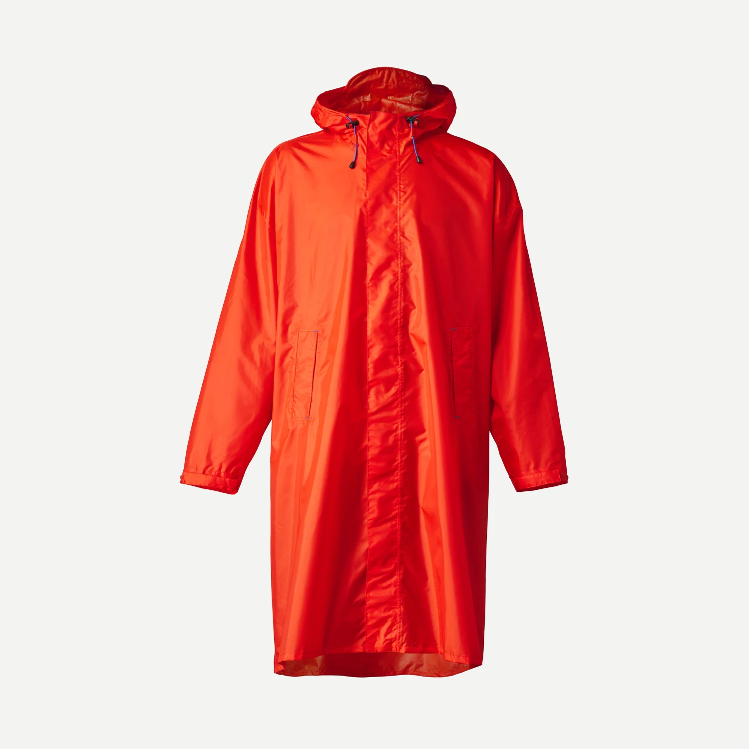 Quechua Hiking Rain Poncho - MT900 - 75L - Red 1 Quechua Hiking Rain Poncho - MT900 - 75L - Red